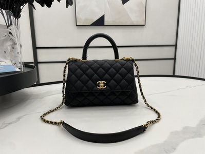 Chanel Handbags 952